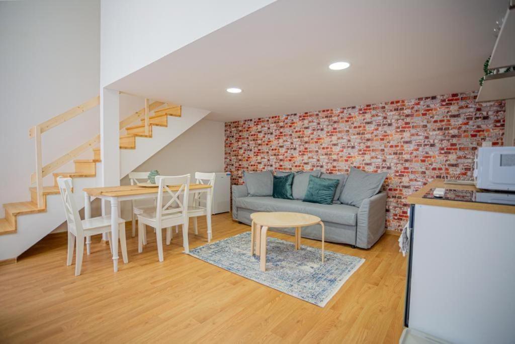 Boutique Apartment In Akacfa Street Budapest Exterior foto